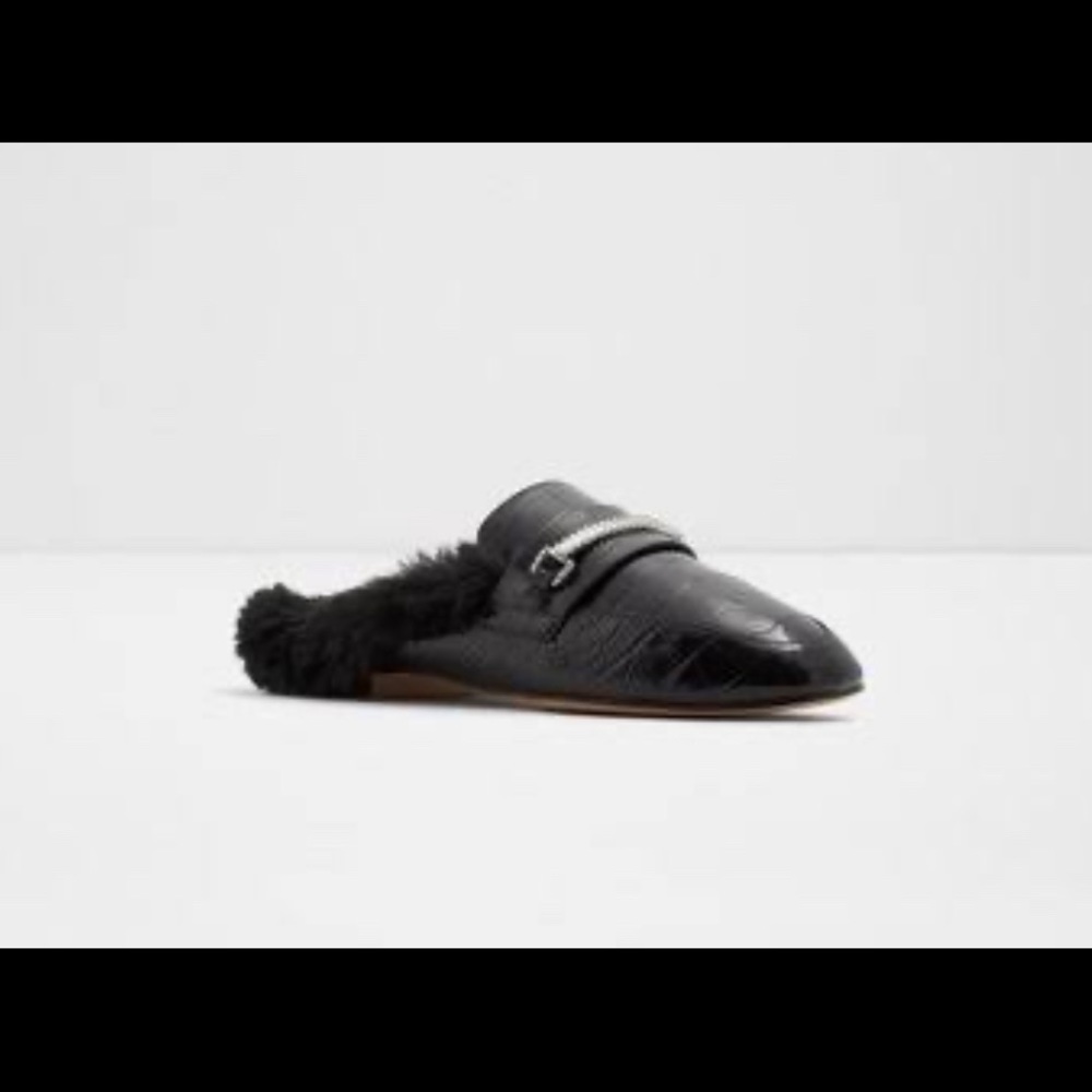 Mule loafer
